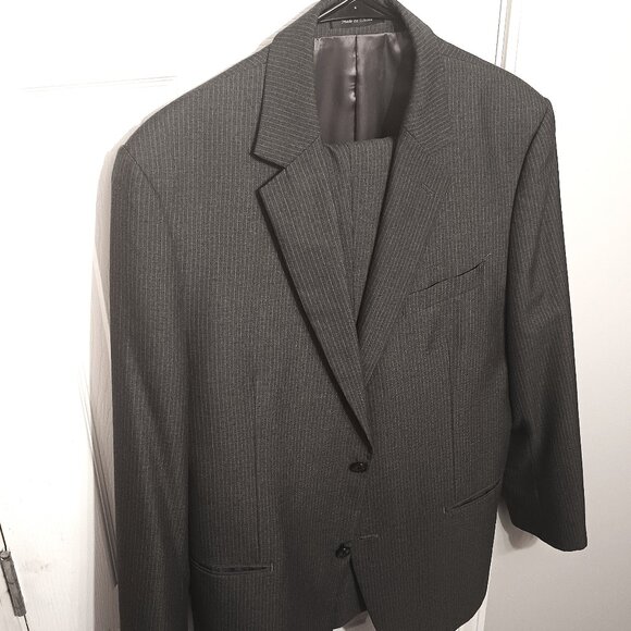 Michael Kors Men 2 Piece Gray Pinstripe Suit - Picture 2 of 16